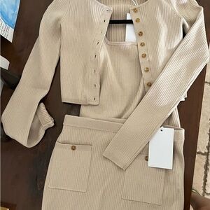 NWT Helsa Gail mini Skirt, (have the full set for sale). Never been worn